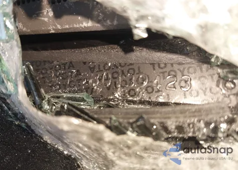 2011 Toyota Camry Le z USA, uszkodzony, nr VIN 4T1BF3EK5BU139423